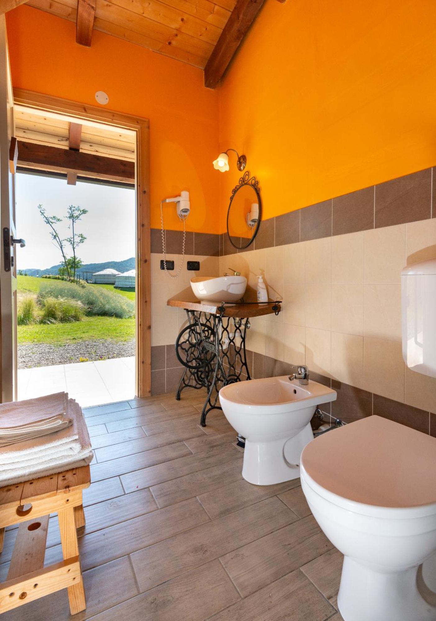 Yurte In Langa Hotel Bosia Kültér fotó
